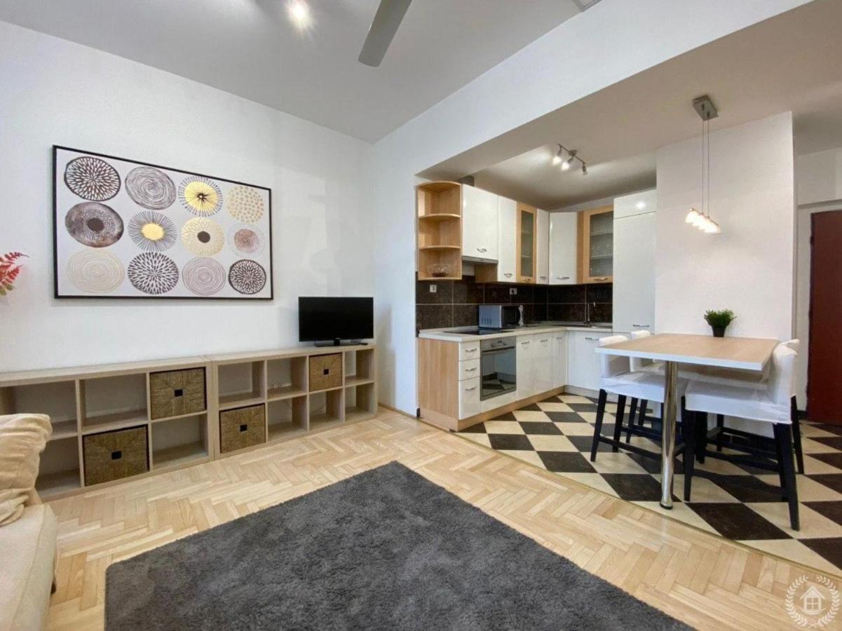 Downtown Gozsdu Vibe Apartment II Budapest Exterior photo